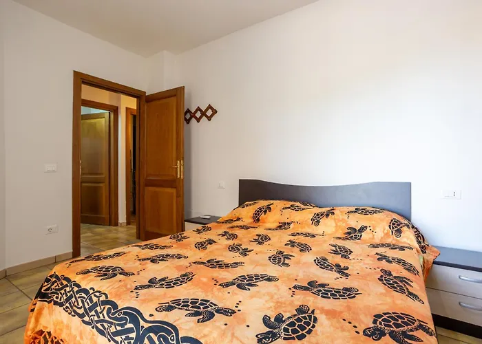 Casa La Palma Vista Mare Vakantiehuis Valledoria (Sardinia)